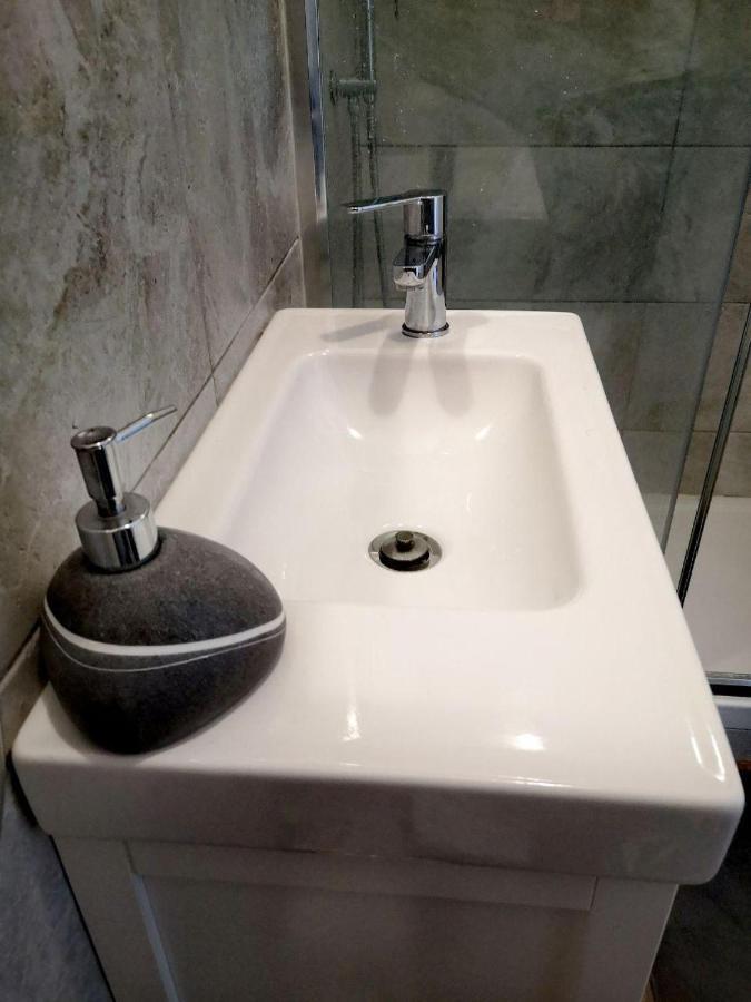 Camera E Bagno Privato A 3 Minuti Dalla Stazione 볼로냐 외부 사진