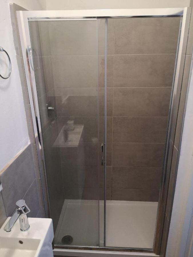 Camera E Bagno Privato A 3 Minuti Dalla Stazione 볼로냐 외부 사진